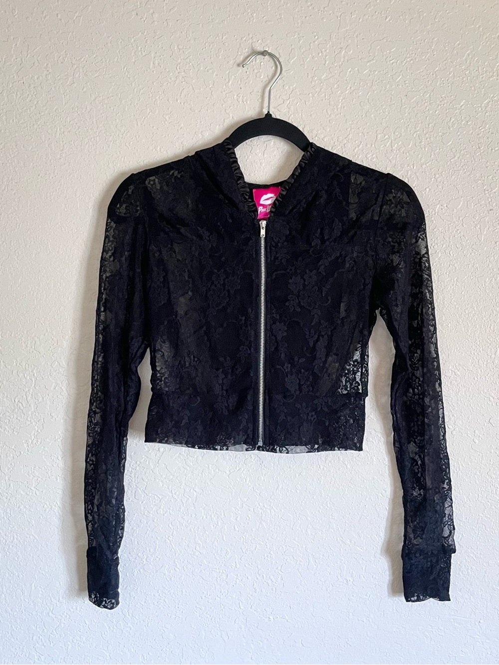 Pink Lipstick Black Floral Lace Cropped Hoodie